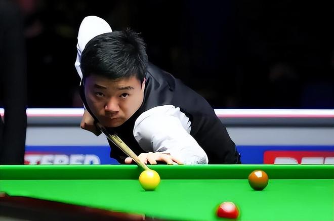 库里用自己 库里用自己