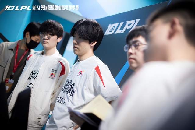 轻松出手 轻松出手