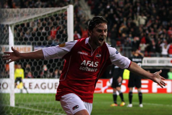 连续第四周 连续第四周